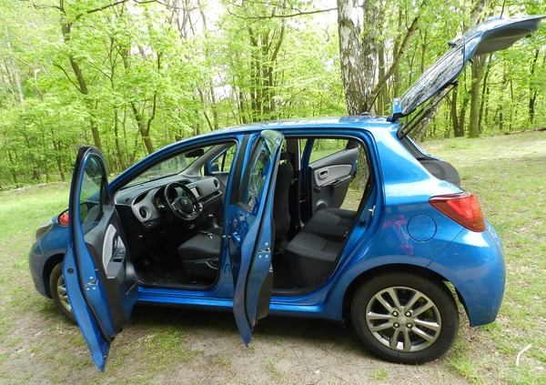 Toyota Yaris cena 37300 przebieg: 150000, rok produkcji 2014 z Turek małe 137